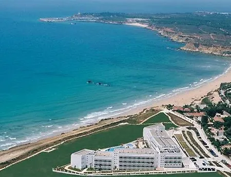 Готель Garbi Costa Luz 4*