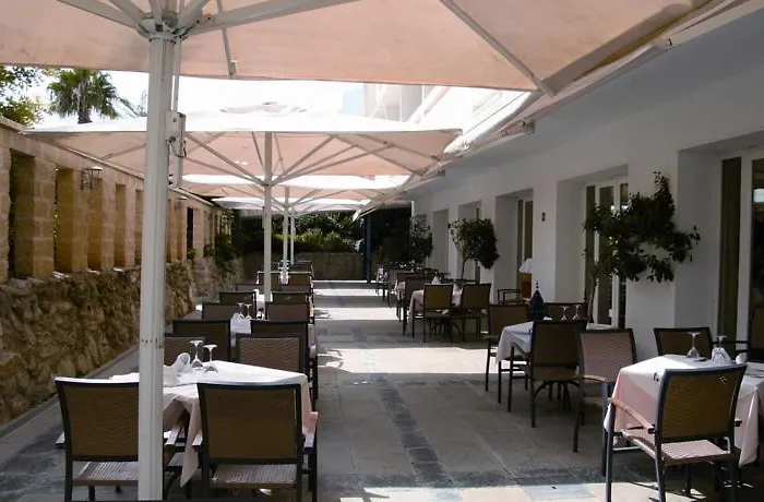 Garbí Costa Luz Hotel 4*