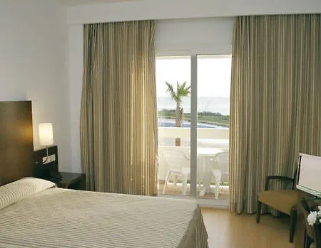 Hotel Garbí Costa Luz 4*